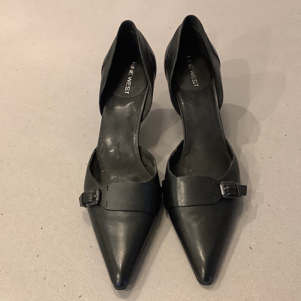 Nine West Tonya Black Leather Two-Piece Pointed Toe Pump